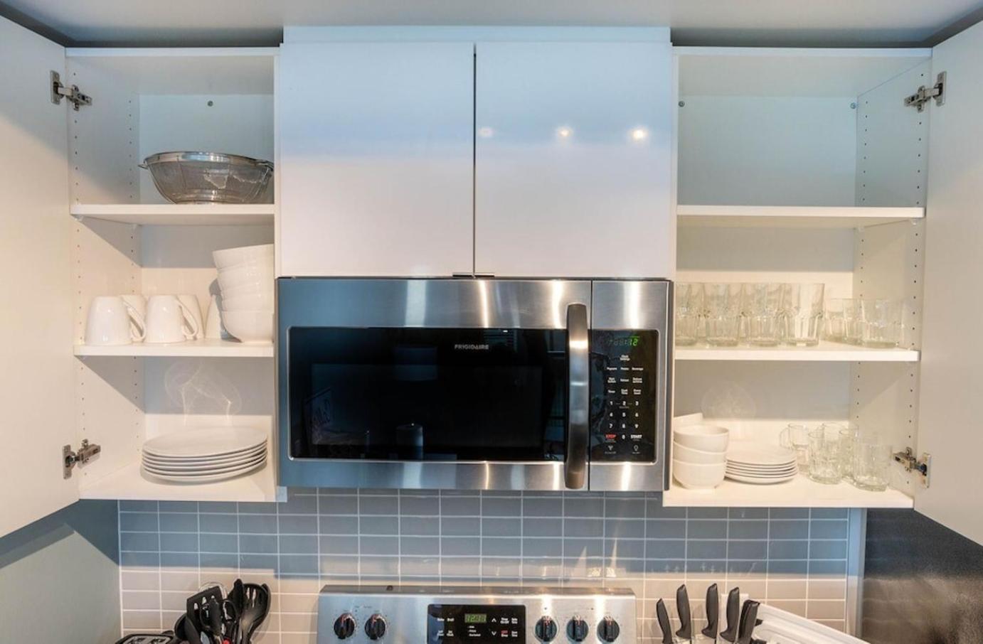 Self Check-In-Washer-Dryer-4Ksmart Tv-King Bed-Gym Такома Экстерьер фото